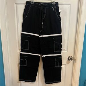 Hot Topic Black Cargo Pants with White Stitching and zippers
